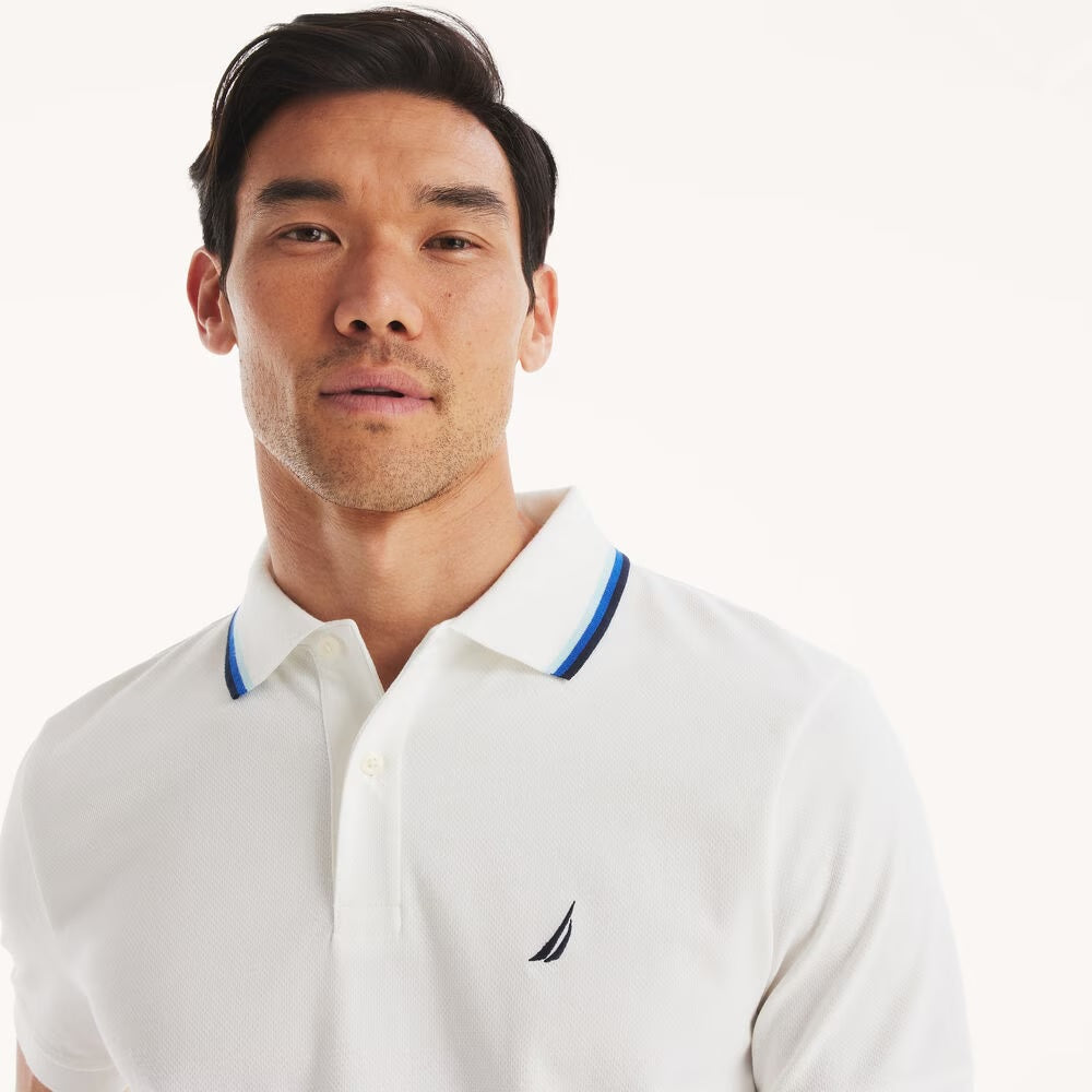 Polo camisero detalles en el cuello NAUTICA