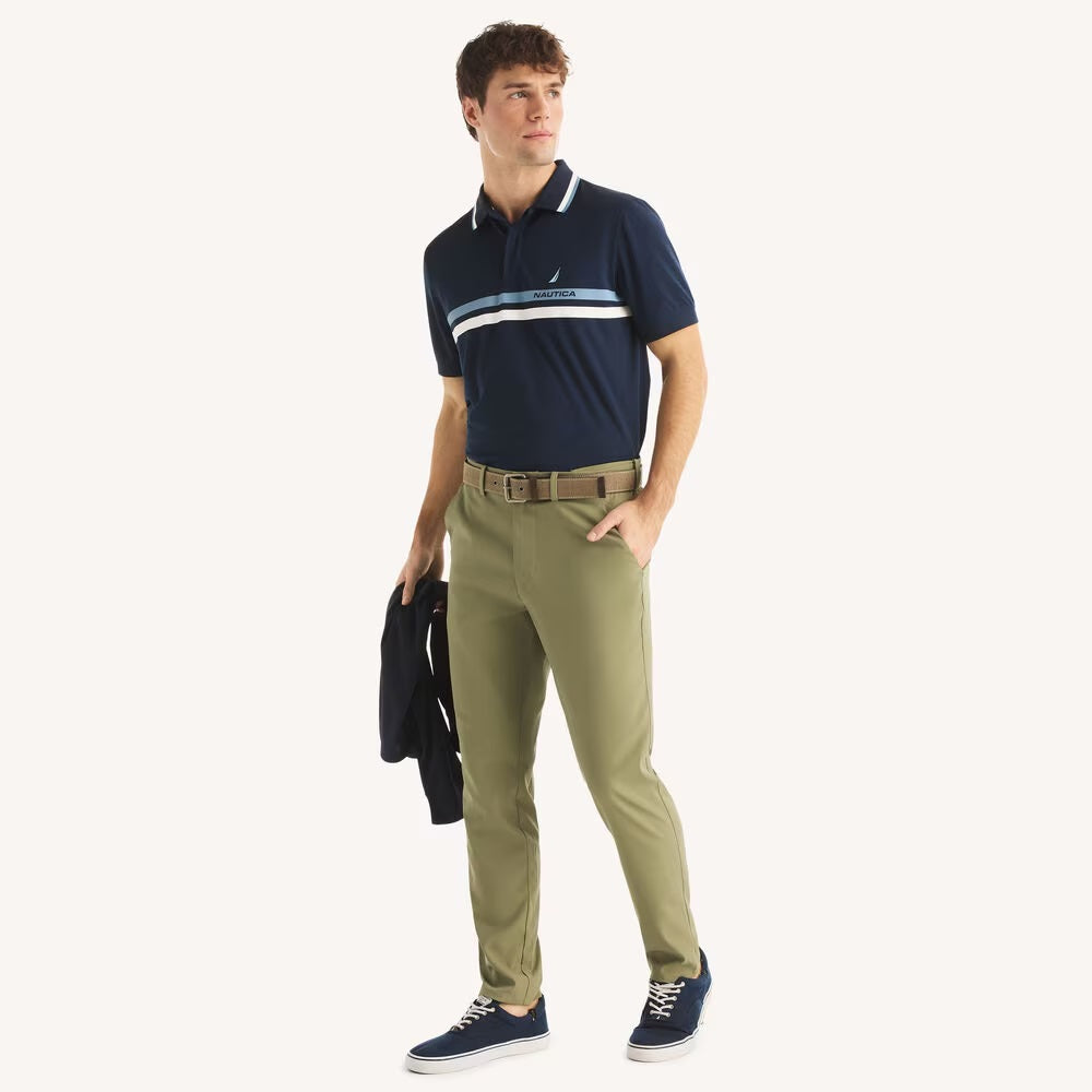 Camisero NAVTECH detalle en el pecho NAUTICA